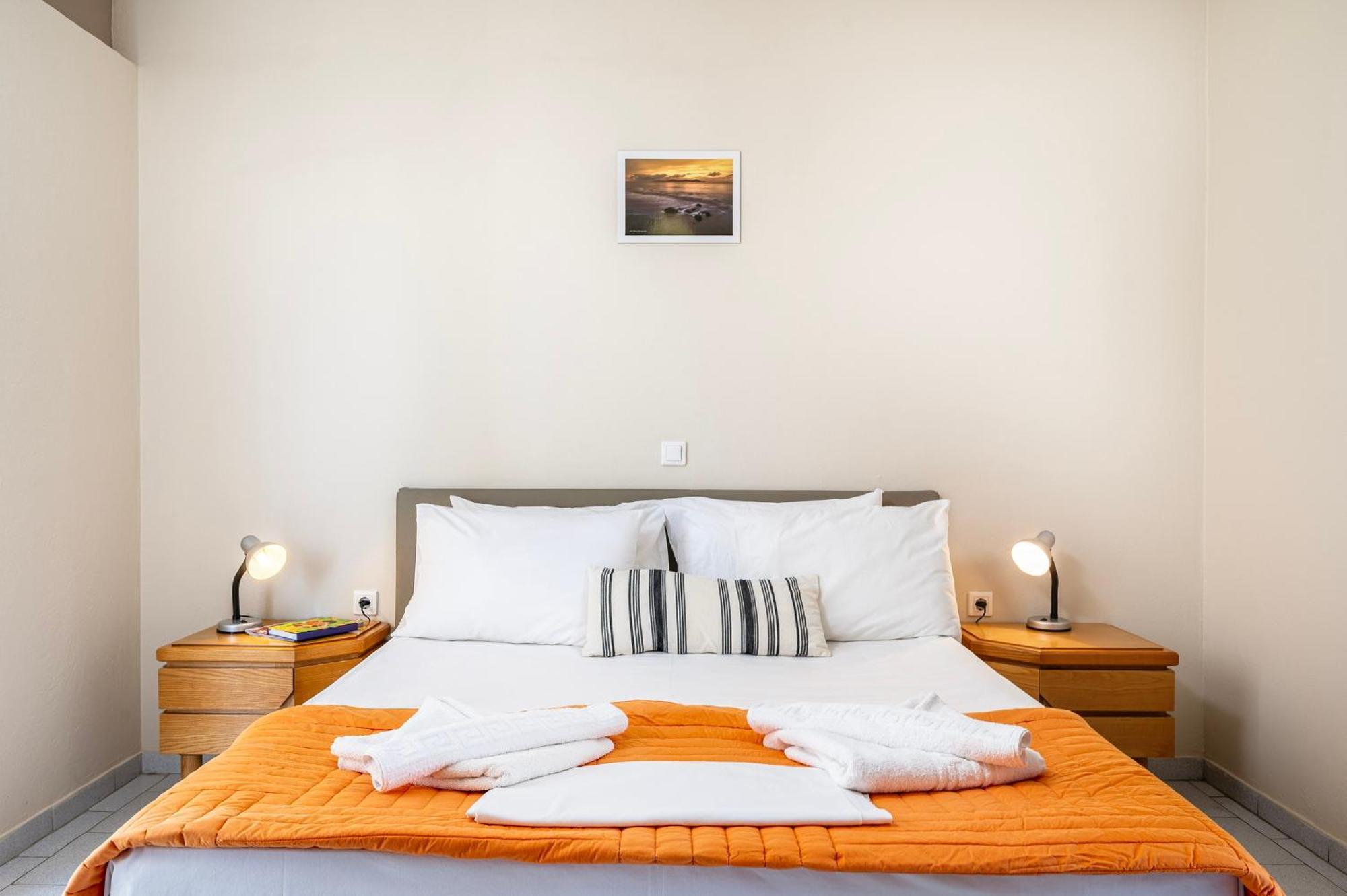 Manias Apartments Kos Town Ngoại thất bức ảnh