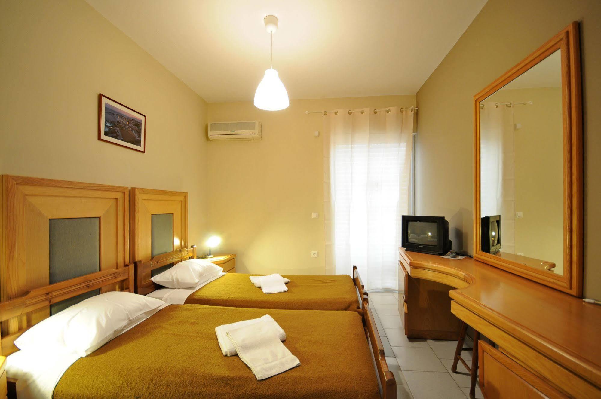 Manias Apartments Kos Town Ngoại thất bức ảnh