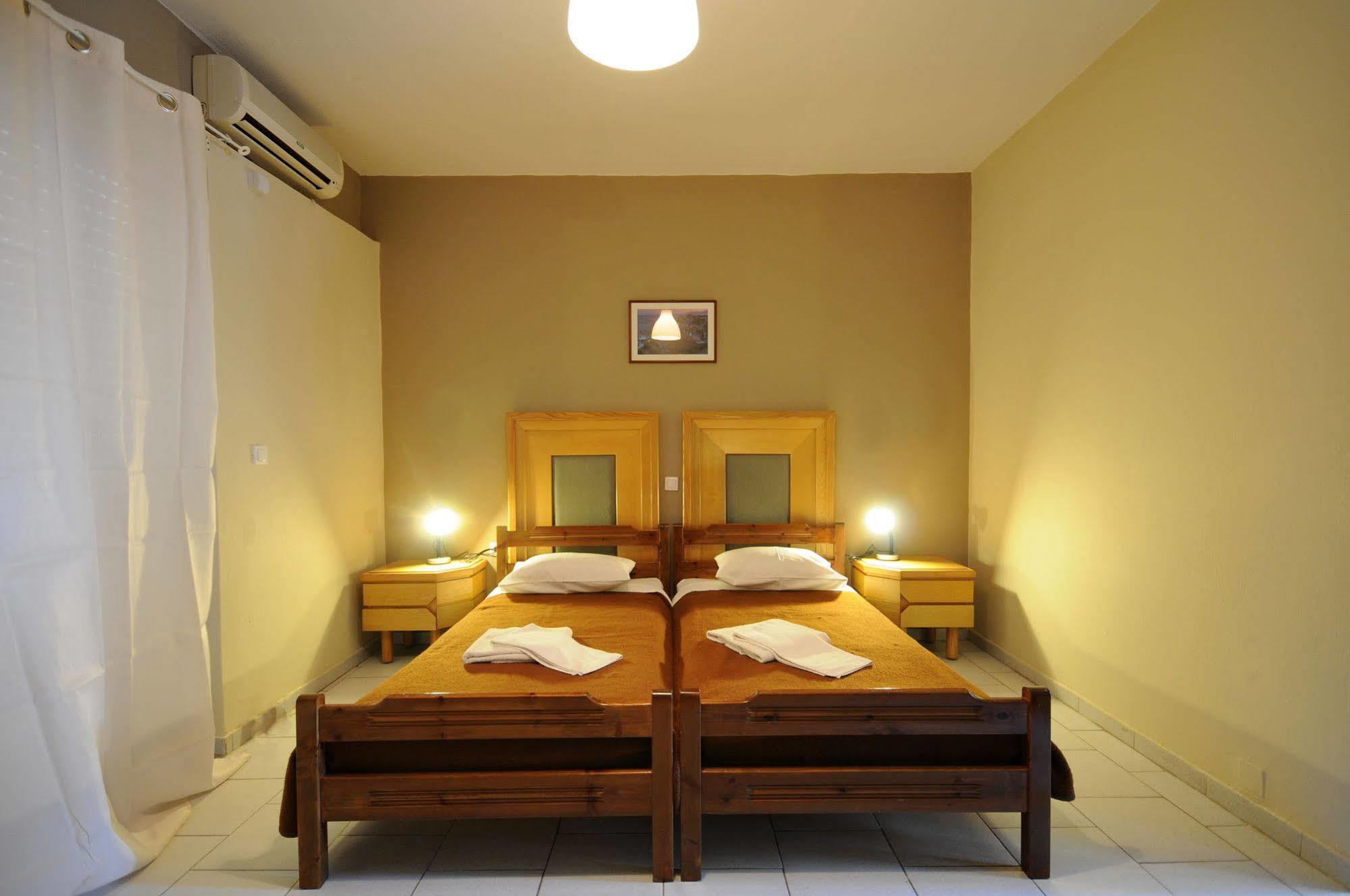 Manias Apartments Kos Town Ngoại thất bức ảnh